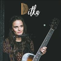 OD LIPE DO PRANGERJA: Koncert pod trško lipo z Ditko in bratoma Zavolovšek